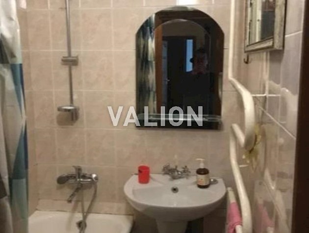 Продаж 2-к квартири вул. Микільсько-Ботанічна 6/8