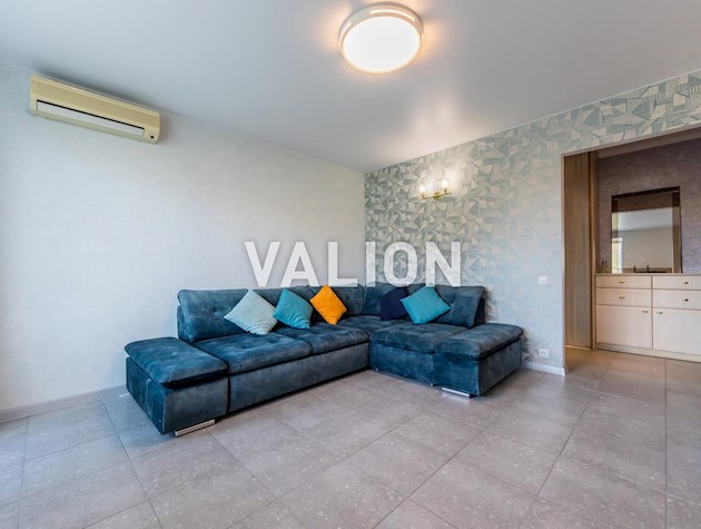 Продажа 3 ком. квартиры, улица Коперника 16 б, метро Лукьяновская