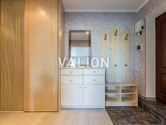 Продажа 3 ком. квартиры, улица Коперника 16 б, метро Лукьяновская