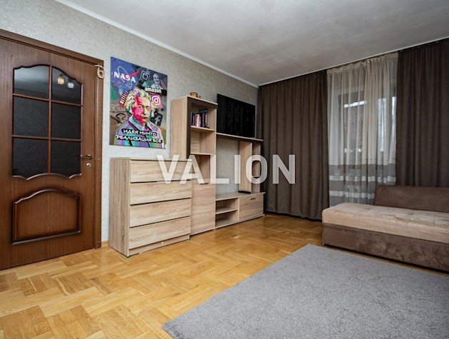 Продажа 3к квартиры Без% ул Бориса Гмыри 1/2 Дарницкий рн Позняки Левый берег