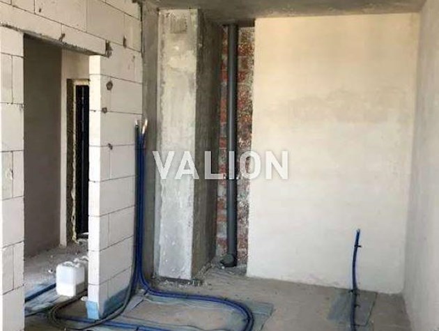 Продаж 2-к квартири вул. Крайня 1