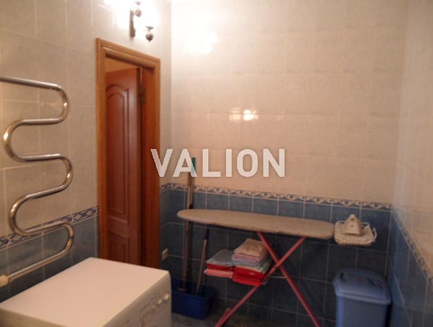 Продам 2-комнатную квартиру, 63,9 м2, Позняки, ул. Л.Руденко, 10в