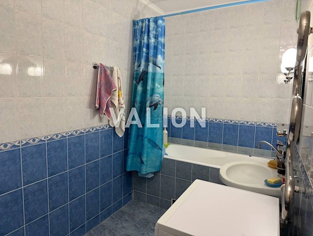 Продаж 2-кімнатної квартири, м. Позняки, вул. Лариси Руденко 10в