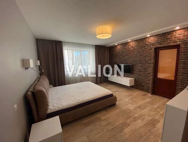 Продается 2х комнатная квартира, ул Бориспольская 23а, ст м Красный Хутор, ЖК «Обериг»