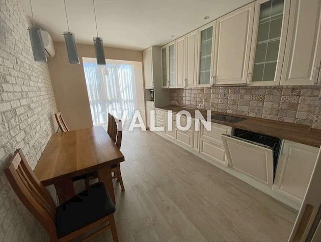 Продается 2х комнатная квартира, ул Бориспольская 23а, ст м Красный Хутор, ЖК «Обериг»