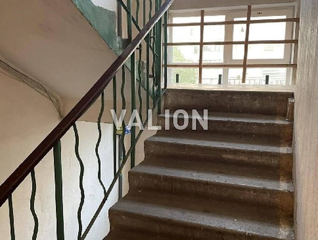 Продажа 1-комнатной квартиры 34.20м2 ул. Новомостицкая, 8.