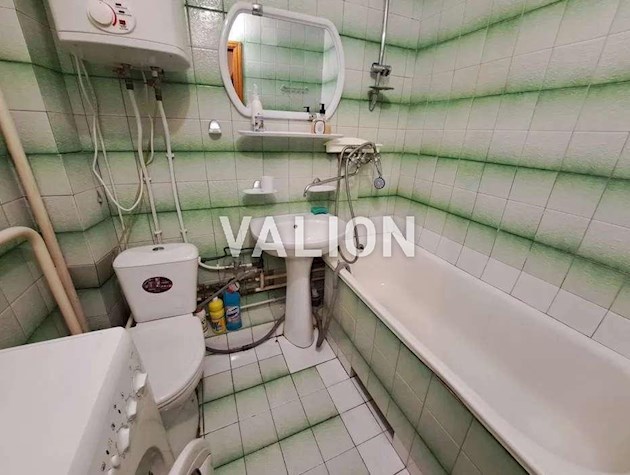 Продажа 1-комнатной квартиры на ул. Новомостицкая, 8.