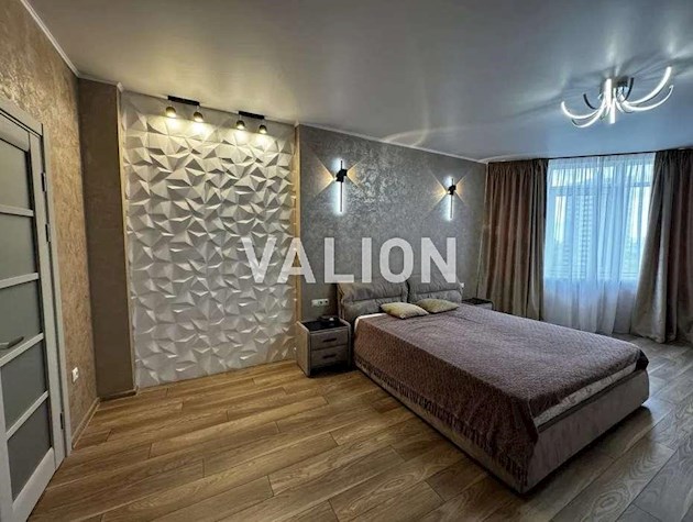 Продаж 3-кімнатної квартири, вул. Дегтярівська 25А, ЖК Космополитен