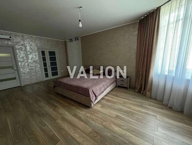 Продається розкішна 3-кімнатна квартира в ЖК Космополітен, вул. Дегтярівська 25А