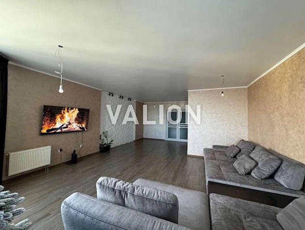 Продається розкішна 3-кімнатна квартира в ЖК Космополітен, вул. Дегтярівська 25А