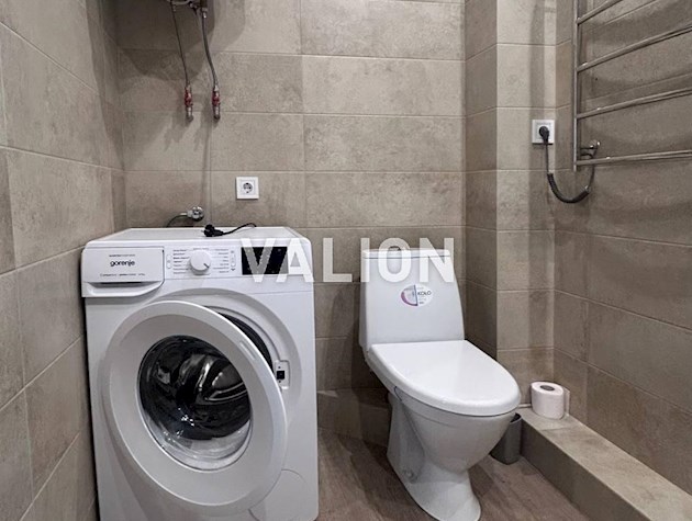 Продажа 2 ком. квартиры с ремонтом ЖК Новомостицко-Замковецкий