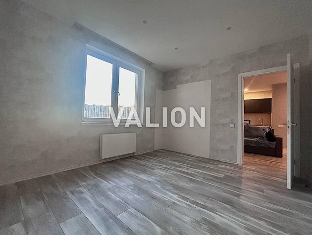 Продажа 2 ком. квартиры с ремонтом ЖК Новомостицко-Замковецкий