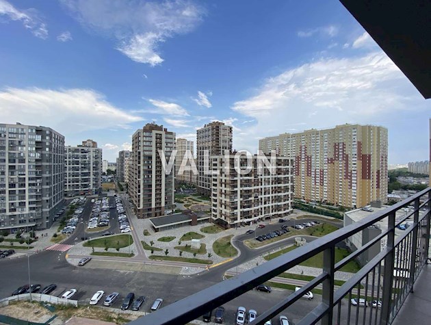 Продажа 3-комнатной квартиры на О.Олеся, 5, ЖК Варшавский-2, Подольский район, правый берег