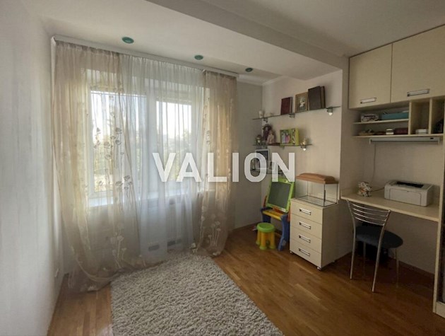 Ексклюзивна квартира, 4 кімнати ул. Космічна буд.6. 116кв. Дніпровський район