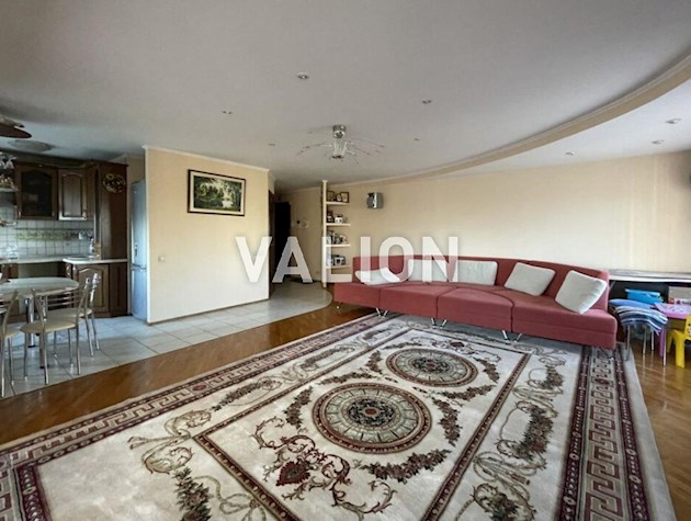 Ексклюзивна квартира, 4 кімнати ул. Космічна буд.6. 116кв. Дніпровський район