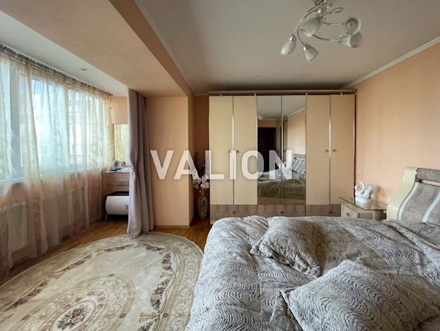 Ексклюзивна квартира, 4 кімнати ул. Космічна буд.6. 116кв. Дніпровський район