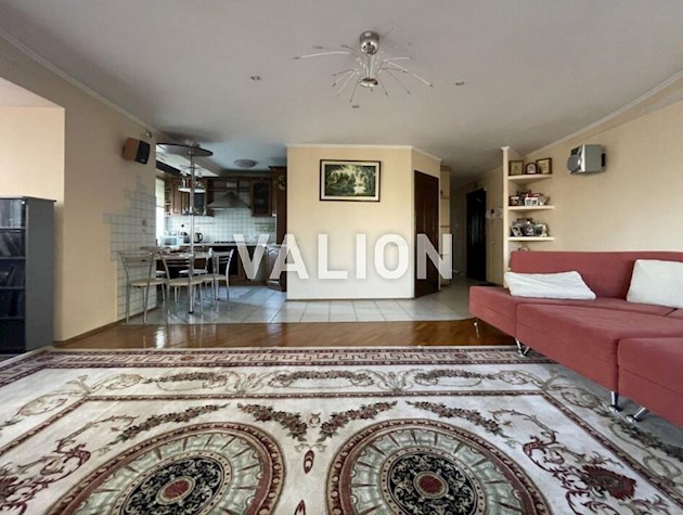 Ексклюзивна квартира, 4 кімнати ул. Космічна буд.6. 116кв. Дніпровський район