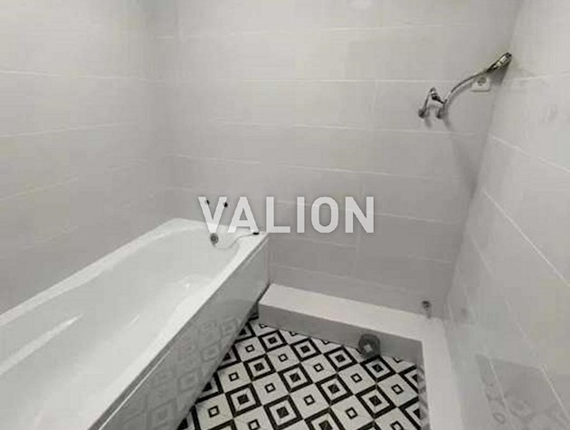 Продам 3-комнатную квартиру в ЖК 4 Сезона.