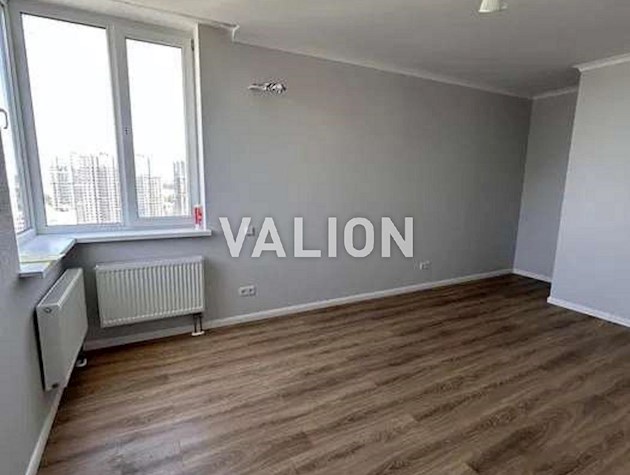 Продам 3-комнатную квартиру в ЖК 4 Сезона.