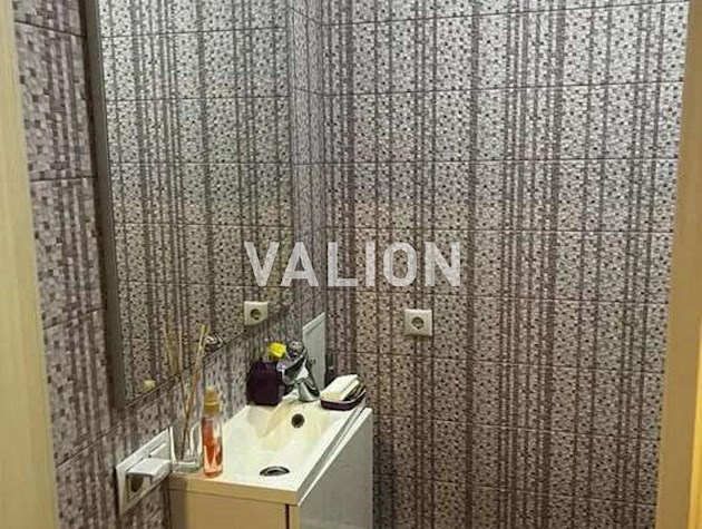 Продажа 3-комнатной квартиры по ул.Пчёлки Елены, 5