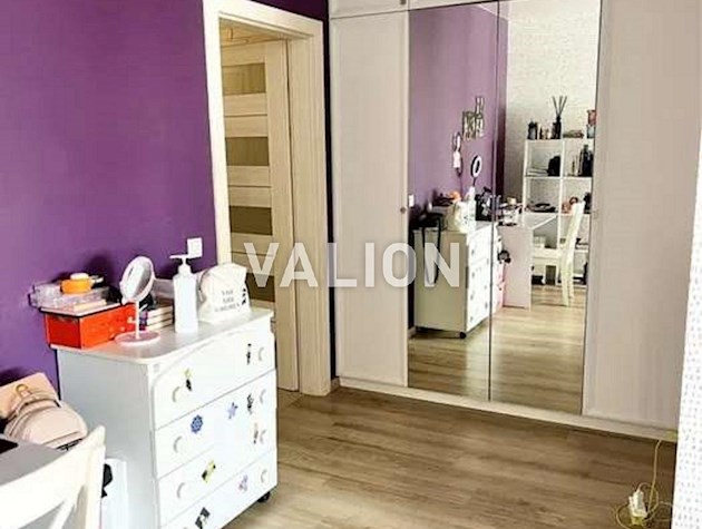 Продажа 3-комнатной квартиры по ул.Пчёлки Елены, 5