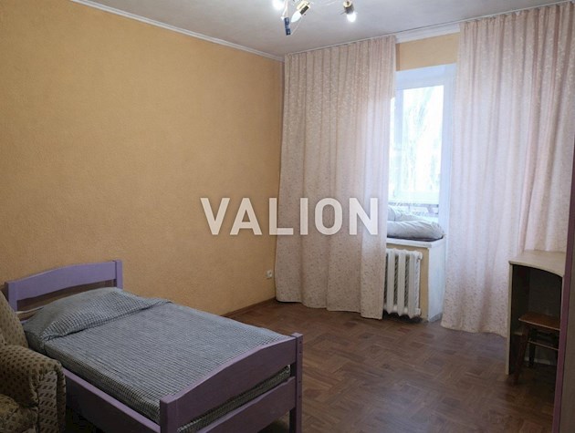 Продам 2-к квартиру в Дарницком районе, Бориспольская 32а