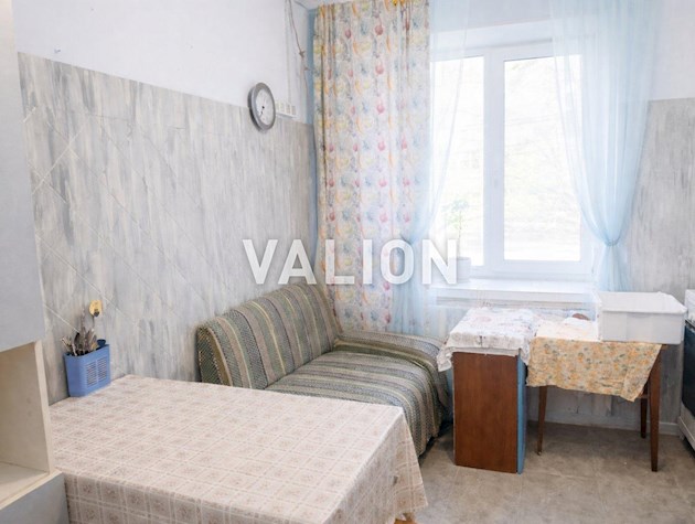 Продам 2-к квартиру в Дарницком районе, Бориспольская 32а