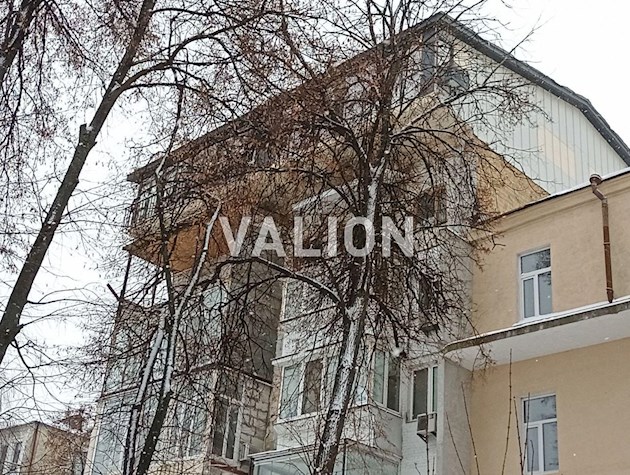 Продается 2 комнатная квартира, ул. Большая Житомирская 16, Шевченковский район, центр.