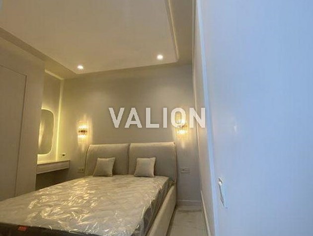 Продается квартира с ремонтом в ЖК Варшавский 2