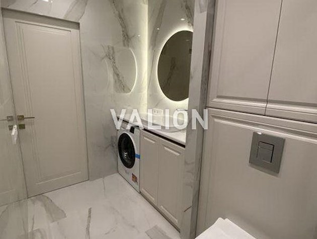 Продается квартира с ремонтом в ЖК Варшавский 2