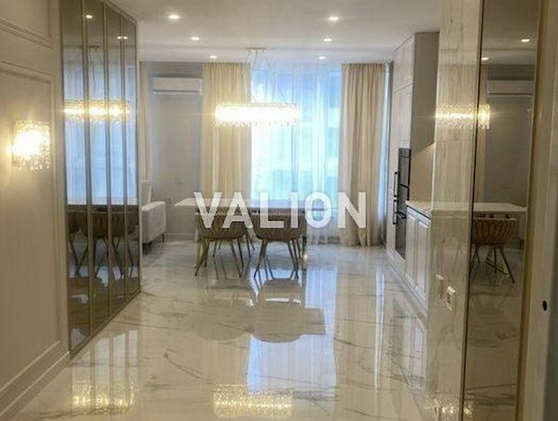 Продается квартира с ремонтом в ЖК Варшавский 2