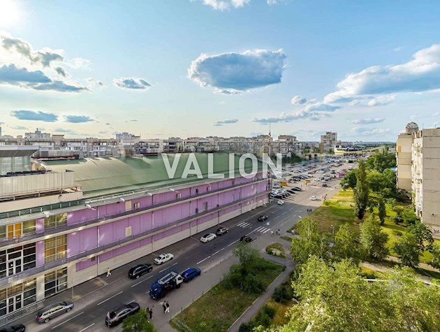 Продажа 3-комнатной квартиры на Оболонском просп. 34