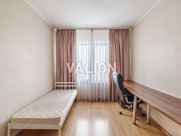 Продажа 3-комнатной квартиры на Оболонском просп. 34