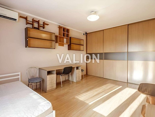 Продажа 3-комнатной квартиры на Оболонском просп. 34