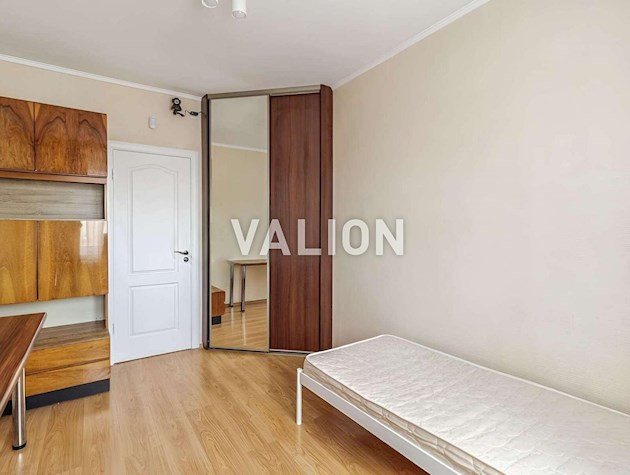 Продажа 3-комнатной квартиры на Оболонском просп. 34