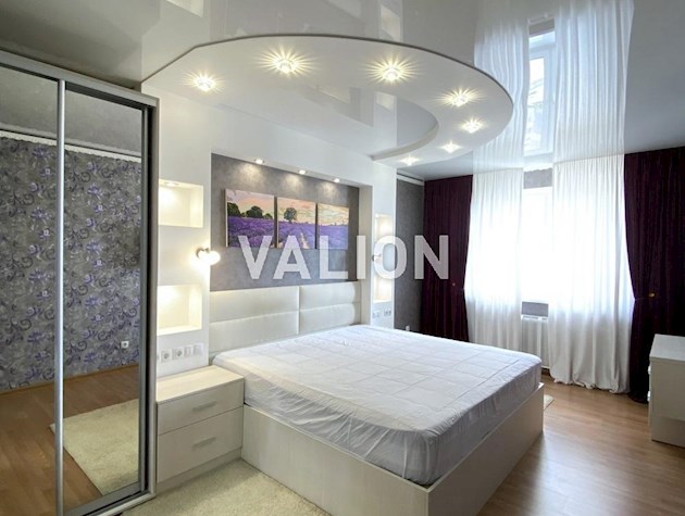 Без комиссии, продам 2-ком. квартиру с ремонтом. Метро Позняки-3 мин. пешком. Ул. Мишуги.