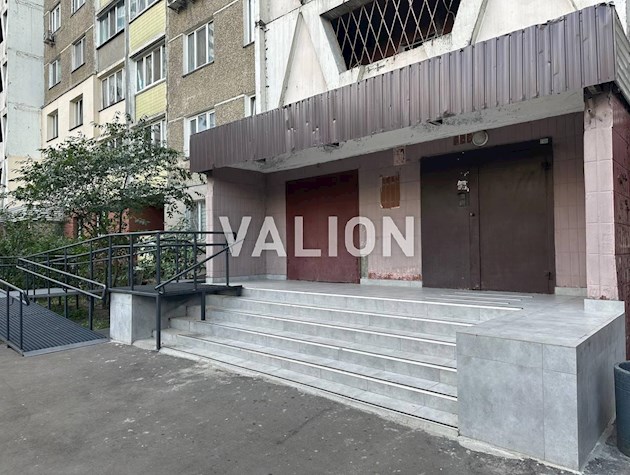 Продажа 2к квартиры на ул. Академика Заболотного 58 возле метро Теремки.