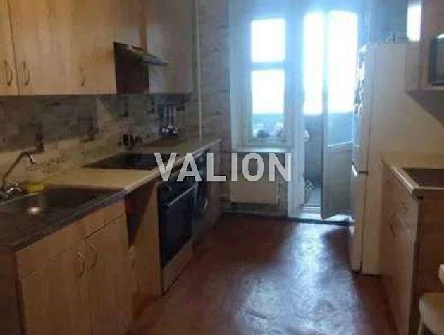 Продажа 4-комнатной квартиры ул. Азербайджанская 16/2