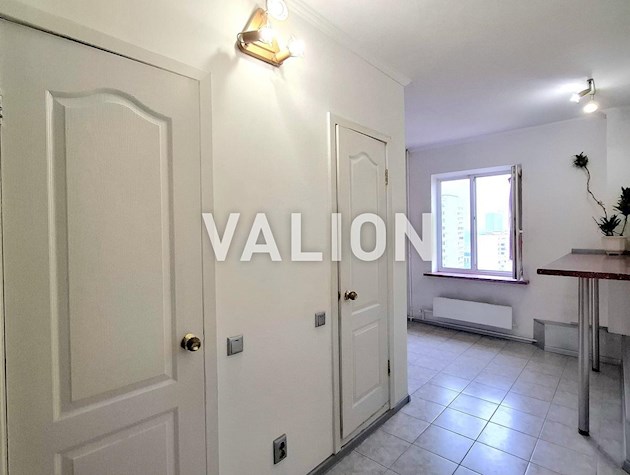 Продажа 2к квартиры, левый берег, Дарницкий, метро Позняки, по ул. Григоренка 36