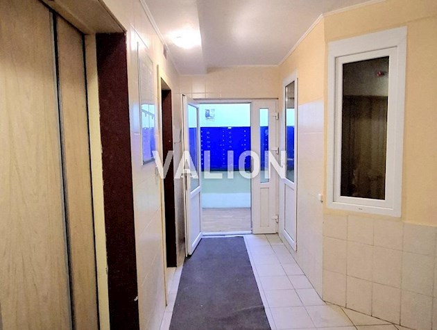 Продажа 2к квартиры, левый берег, Дарницкий, метро Позняки, по ул. Григоренка 36