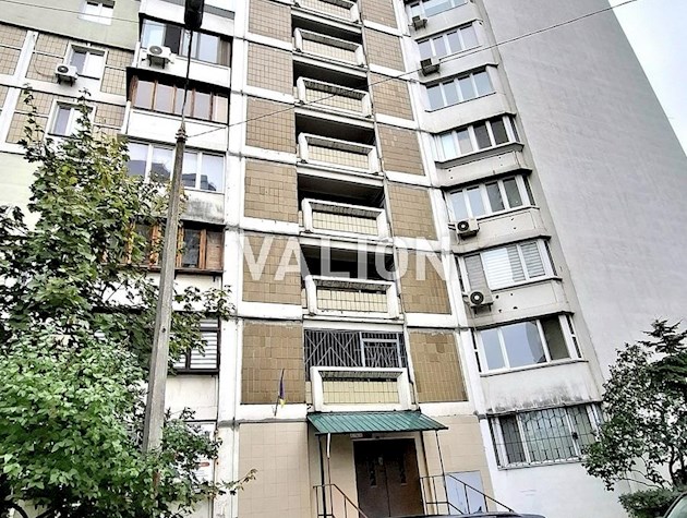 Продажа 2к квартиры, левый берег, Дарницкий, метро Позняки, по ул. Григоренка 36