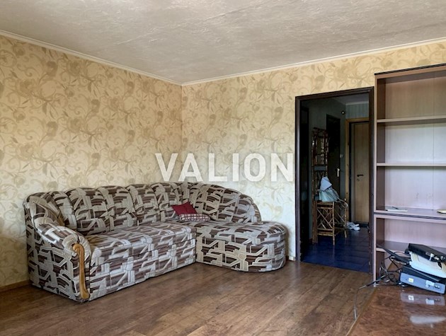 Продам 1 комнатную по ул. Малевича 83, метро Дворец Украина