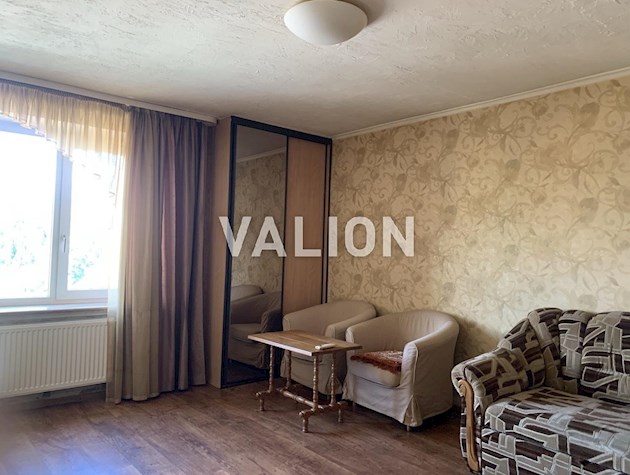 Продам 1 комнатную по ул. Малевича 83, метро Дворец Украина