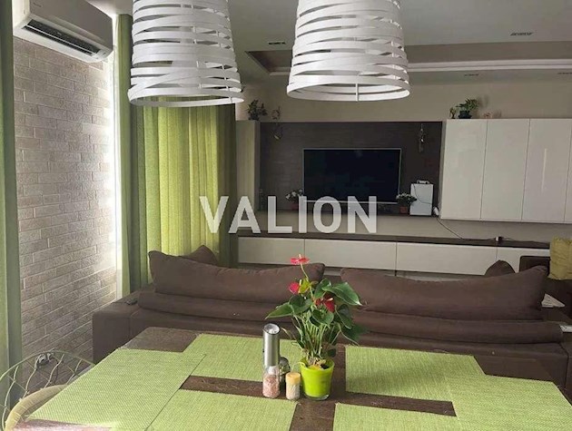 Продаж 2-кімнатної квартири по вул.Петрицького, 17а ЖК Відпочинок