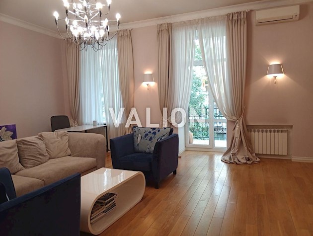 Продажа 2 комнатной квартиры в престижном доме, ул. Сечевых Стрельцов, 10, центр, Львовская площадь