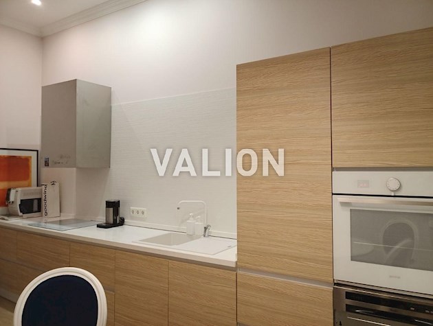 Продажа 2 комнатной квартиры в престижном доме, ул. Сечевых Стрельцов, 10, центр, Львовская площадь