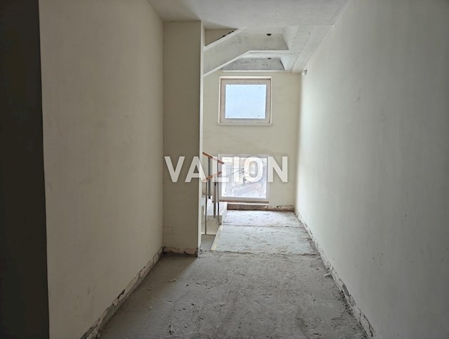 Продается 3-комнатная квартира 85 кв. м ЖК Защитник на ул. Бориспольская, 19