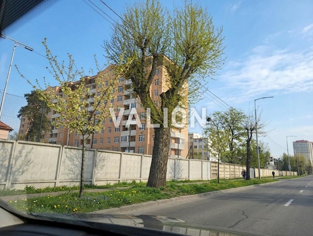 Продається 3-кімнатна квартира 85 кв. м ЖК Захисник по вул. Бориспільській, 19