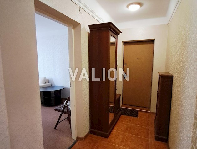 Продаж 2 кімнатної квартири на Русанівському бульварі 9