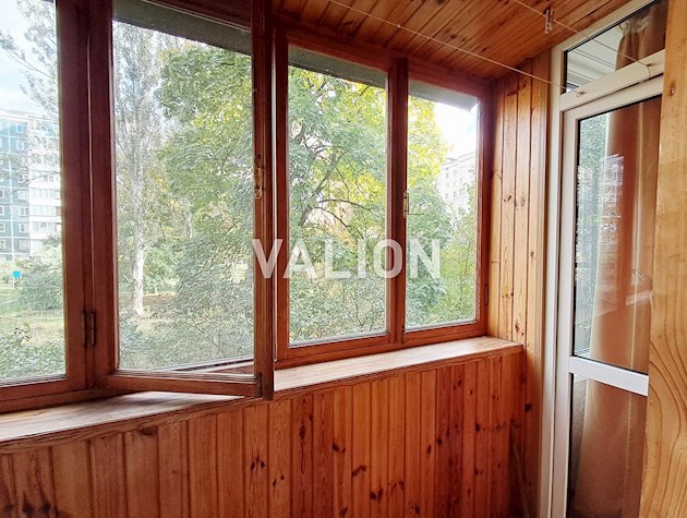 Продаж 2 кімнатної квартири на Русанівському бульварі 9